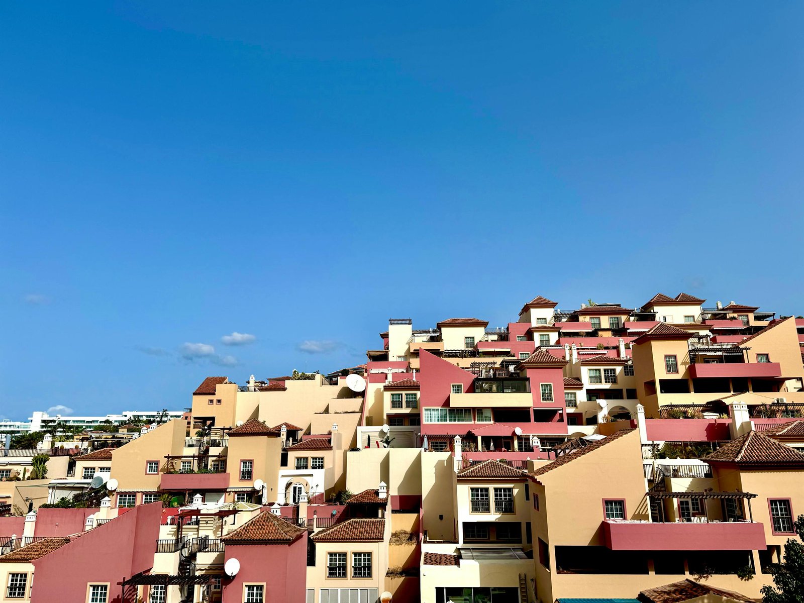 Finding an Apartment in Costa Adeje: 2026 Rental Guide